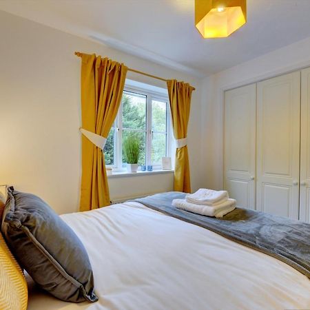 Modern 2 Bed House Sleeps 6 Southam Town Centre - Inspire Homes Ltd Bagian luar foto