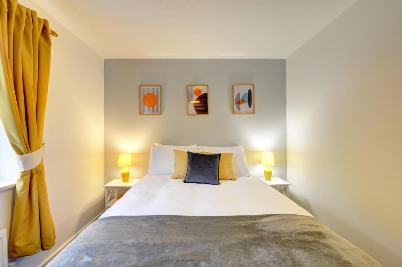 Modern 2 Bed House Sleeps 6 Southam Town Centre - Inspire Homes Ltd Bagian luar foto