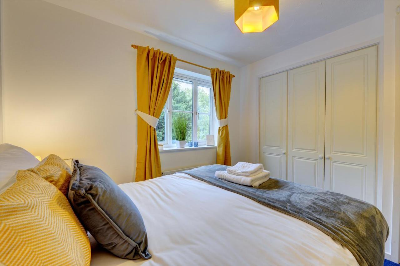 Modern 2 Bed House Sleeps 6 Southam Town Centre - Inspire Homes Ltd Bagian luar foto